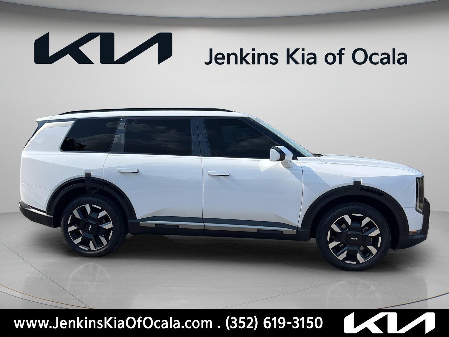 New 2027 Kia Telluride S w/ Towing Package FWD image 2