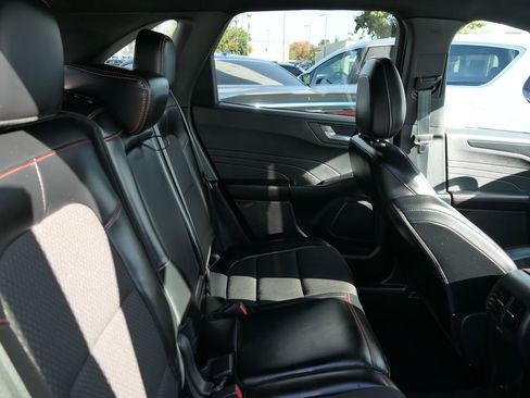 Used 2024 Ford Escape ST-Line image 22