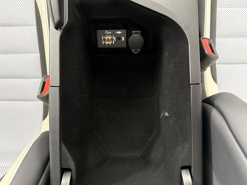 Used 2024 Lexus IS 350 F Sport w/ Navigation Package image 33