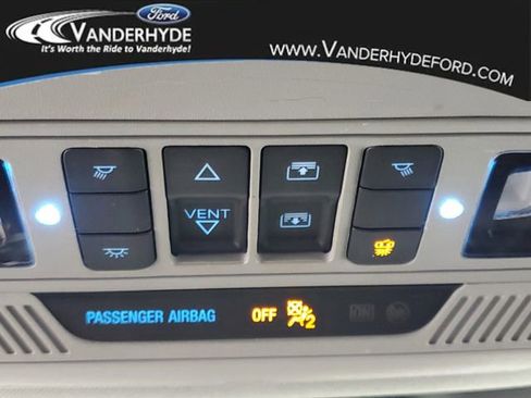 Used 2021 Ford Explorer Limited image 35