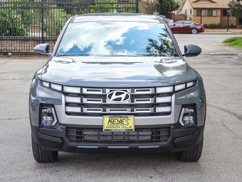 New 2025 Hyundai Santa Cruz SE image 2