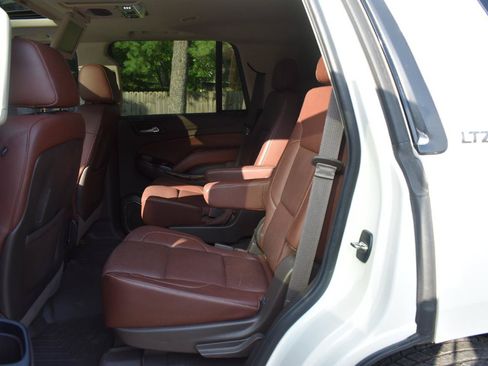 Used 2015 Chevrolet Tahoe LTZ RWD image 17