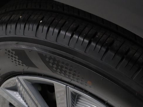 Certified 2025 Nissan Kicks S image 19