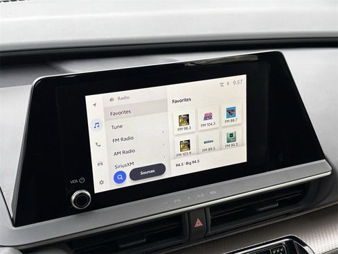 Used 2024 Toyota Prius XLE image 8