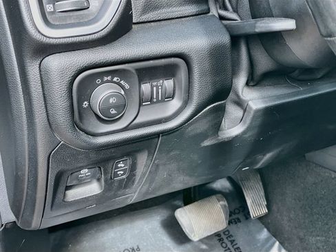 Used 2020 RAM 1500 Laramie AWD/4WD image 10