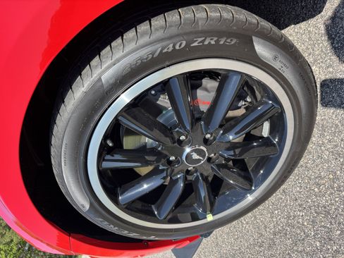 Used 2013 Ford Mustang Boss 302 w/ Boss 302 Accessory Pkg image 17