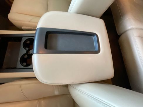 Used 2011 Chevrolet Silverado 1500 LTZ w/ LTZ White Diamond Edition AWD/4WD image 20