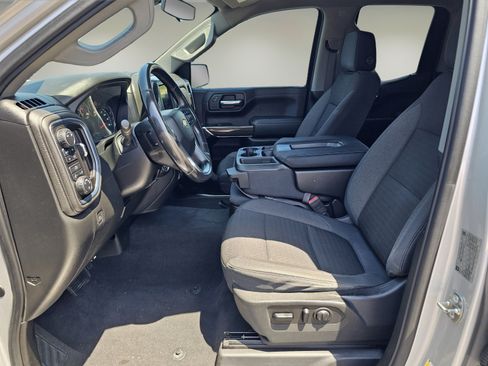 Used 2019 Chevrolet Silverado 1500 LT w/ Texas Edition AWD/4WD image 10