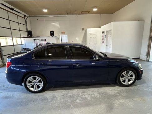 Used 2016 BMW 328i Sedan RWD image 2