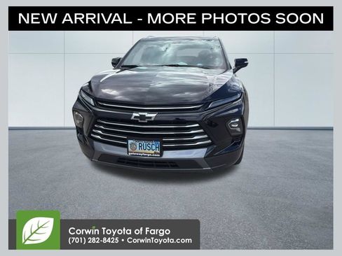 Used 2025 Chevrolet Blazer Premier w/ Enhanced Convenience Package AWD/4WD image 1