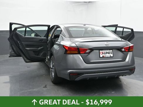 Used 2023 Nissan Altima 2.5 SV image 55