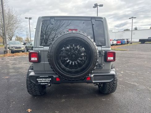 Used 2022 Jeep Wrangler Unlimited Sport image 6