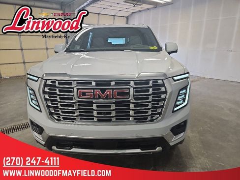 New 2026 GMC Yukon XL Denali AWD/4WD image 3