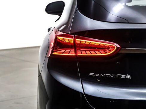 Used 2020 Hyundai Santa Fe Limited image 15