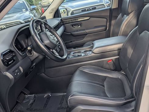 Used 2023 Honda Pilot Elite image 13