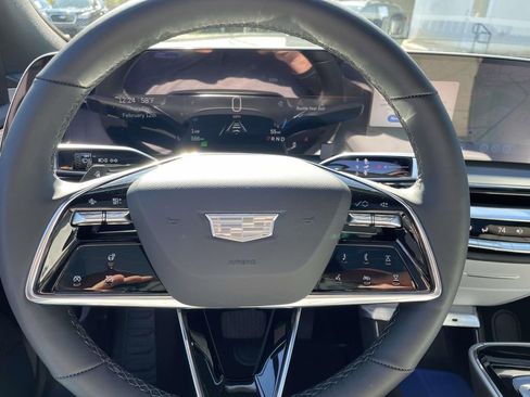 New 2025 Cadillac Lyriq Luxury image 23