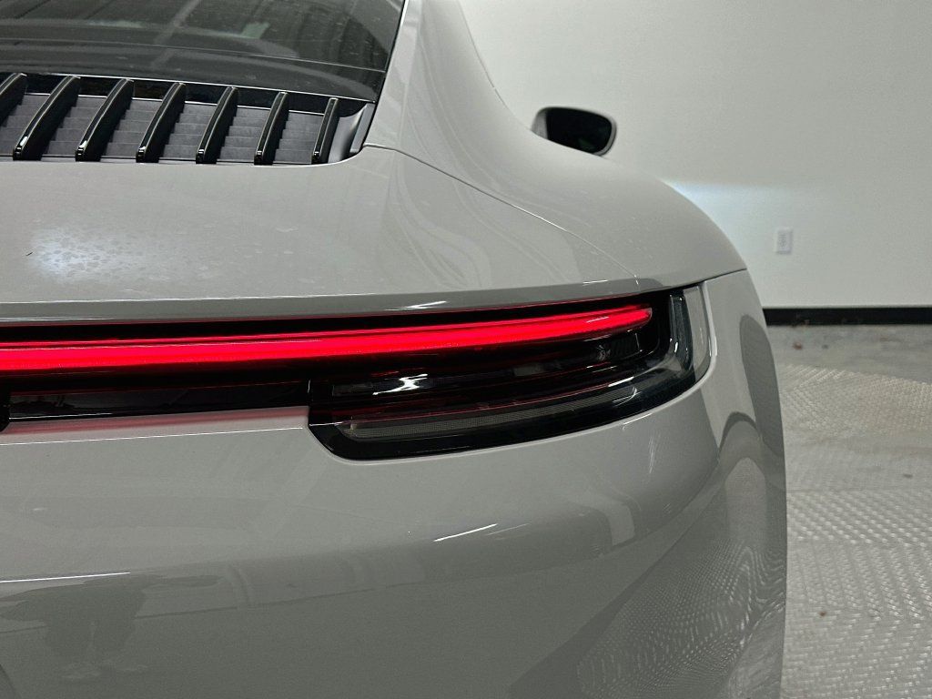 Certified 2024 Porsche 911 Carrera S RWD image 32