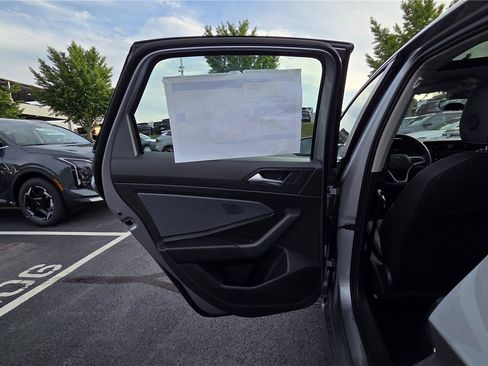 New 2026 Volkswagen Jetta SE FWD image 26