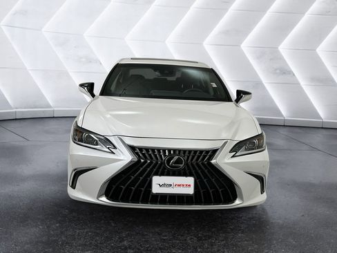 Used 2023 Lexus ES 350 w/ Premium Package FWD image 2