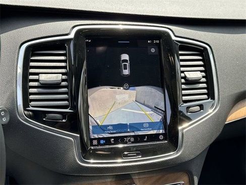 New 2024 Volvo XC90 B6 Plus w/ Protection Package Premier image 13