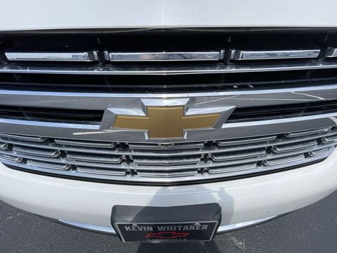 Certified 2022 Chevrolet Suburban Premier AWD/4WD image 32
