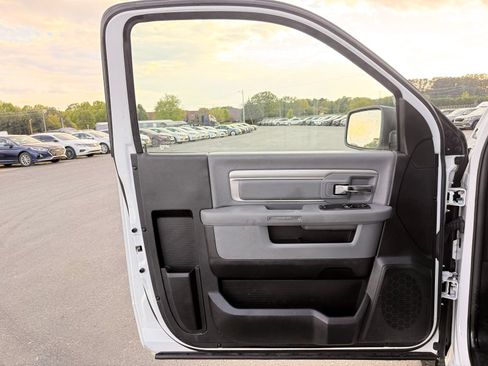 Used 2019 RAM 1500 Tradesman w/ Power & Remote Entry Group RWD image 17