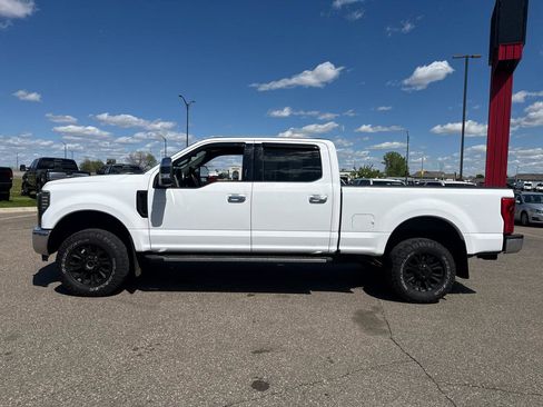 Used 2019 Ford F250 Lariat w/ Chrome Package AWD/4WD image 2