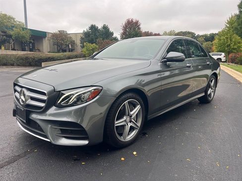 Used 2017 Mercedes-Benz E 300 4MATIC image 10