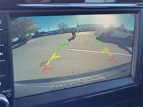 Used 2025 Nissan Kicks S image 16