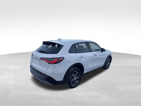 Certified 2025 Honda HR-V EX-L image 5