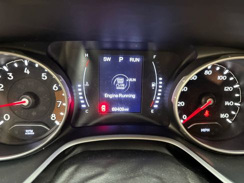 Used 2019 Jeep Compass Latitude w/ Cold Weather Group image 16