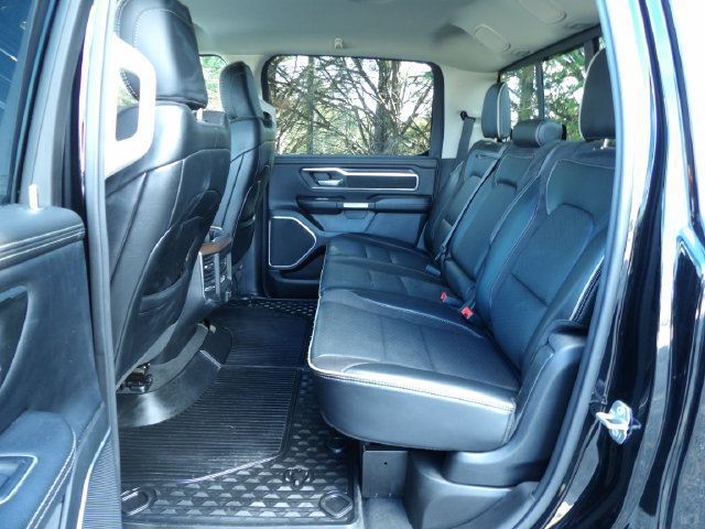 Used 2022 RAM 1500 Laramie AWD/4WD image 11