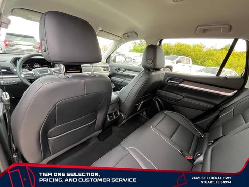 New 2026 GMC Terrain Denali w/ LPO, Black Badging Package AWD/4WD image 14