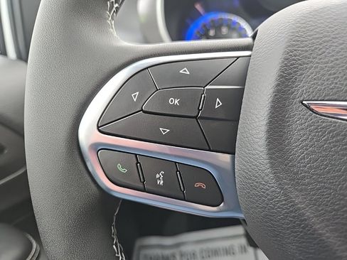 New 2026 Chrysler Pacifica Select image 41