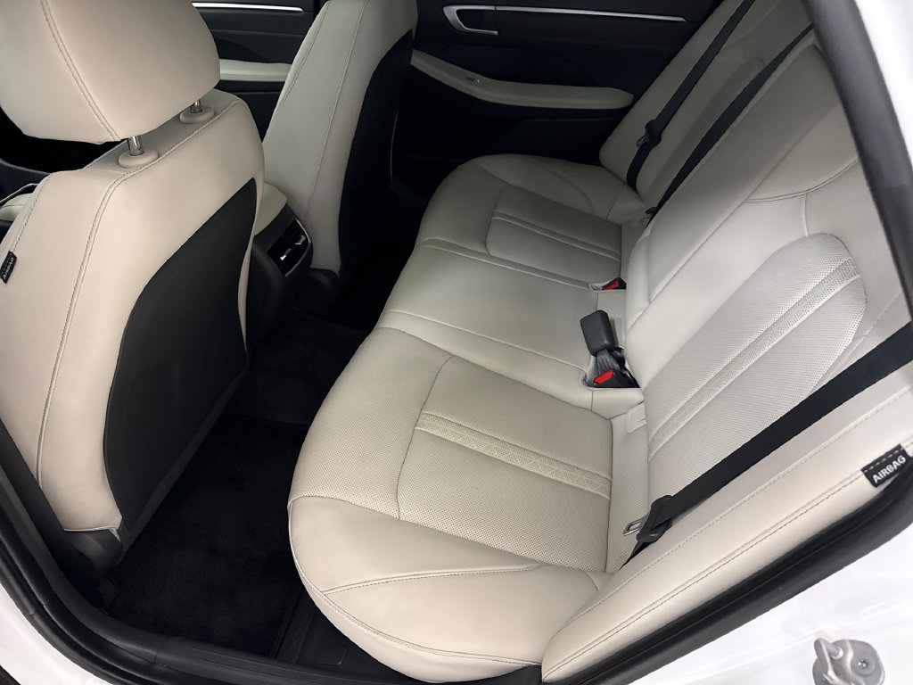 Used 2025 Hyundai Sonata Limited FWD image 17