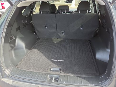 Used 2024 Hyundai Tucson Blue image 8