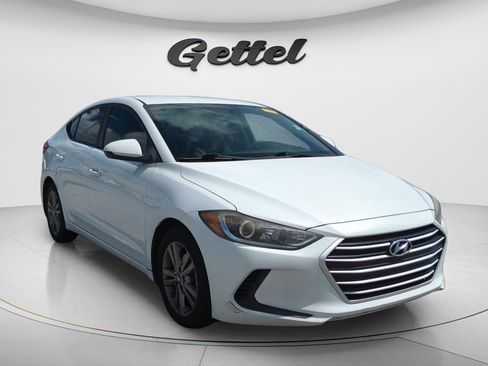 Used 2017 Hyundai Elantra SE FWD image 13
