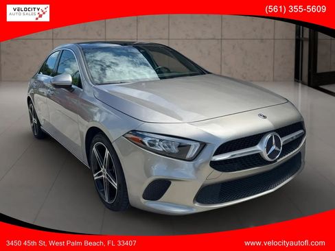 Used 2019 Mercedes-Benz A 220 image 1