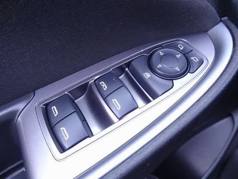 Used 2023 Chevrolet Malibu LT image 11