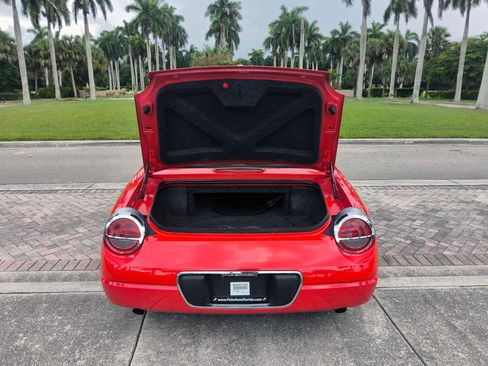 Used 2002 Ford Thunderbird RWD image 15