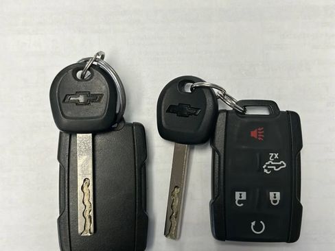 Used 2023 Chevrolet Silverado 2500 LT image 37