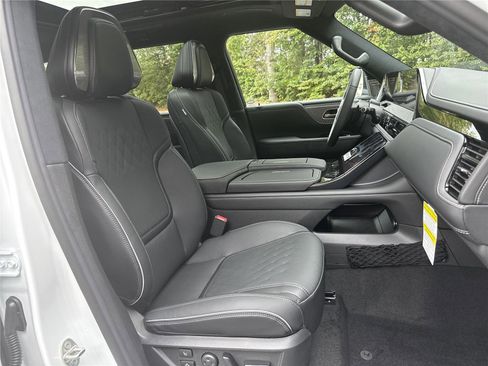 New 2026 INFINITI QX80 Autograph w/ Autograph Exterior Package image 24