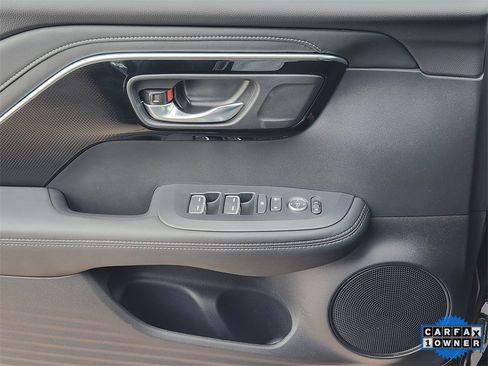 Certified 2025 Acura ADX AWD image 24