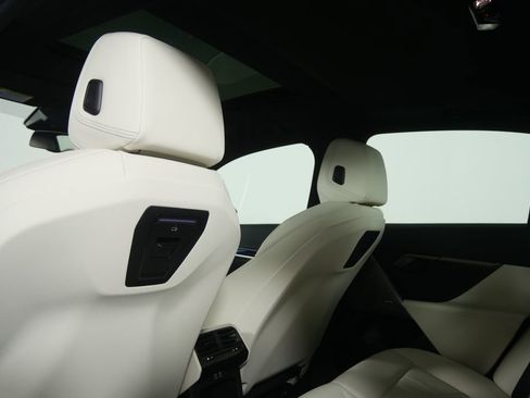 Certified 2025 BMW 540i xDrive 540i xDrive image 15