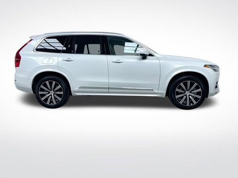 Certified 2024 Volvo XC90 B6 Plus image 2