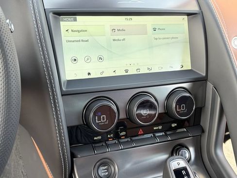 New 2024 Jaguar F-TYPE R AWD/4WD image 12