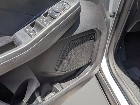 Used 2021 Ford Escape Titanium FWD image 23