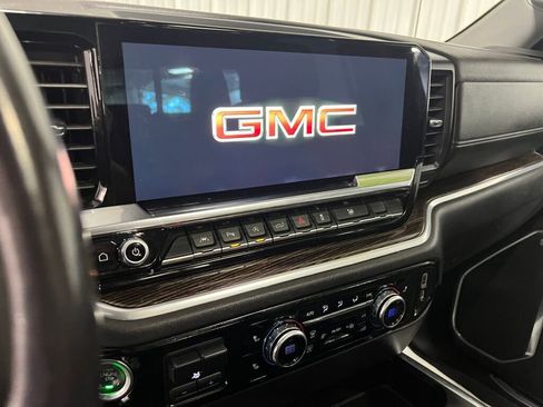 Used 2022 GMC Sierra 1500 Elevation w/ Elevation Premium Package image 7