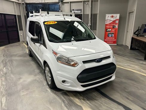 Used 2018 Ford Transit Connect XLT image 2