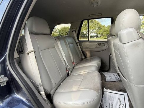 Used 2008 Chevrolet TrailBlazer LT AWD/4WD image 16